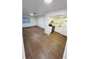 5820 Nw 23rd St 5820, Lauderhill