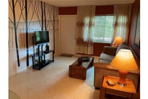 2110 Ne 39th St 4b, Fort Lauderdale