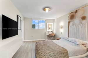 1688 West Ave Ph-04, Miami Beach