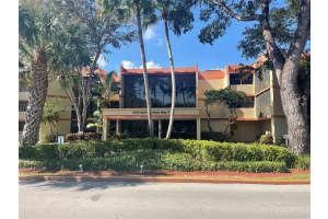 16475 Golf Club Rd 309, Weston