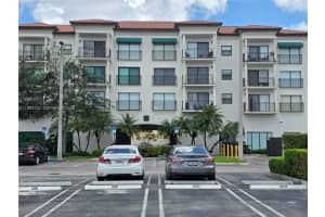 650 Palm Ave 2-b6, Hialeah