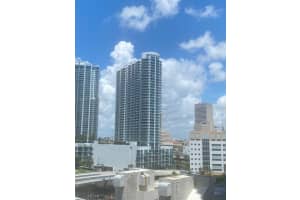 31 Se 6th St 1404, Miami