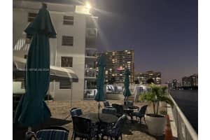 1913 S Ocean Dr 410, Hallandale Beach