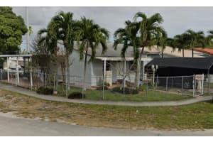 501 Se 1st St, Hialeah