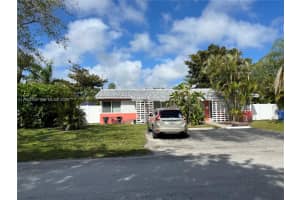 1413 Ne 21st St 2, Wilton Manors