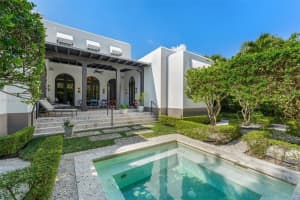 465 Hampton Ln, Key Biscayne