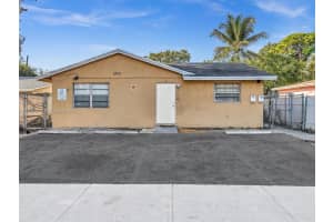 2512 Nw 9th Pl 2, Fort Lauderdale