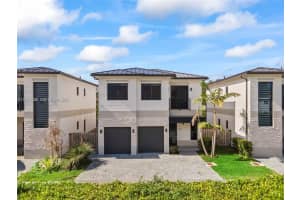 7771 Sw 99th St, Miami