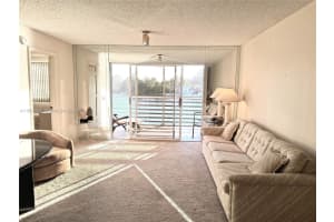 10456 Nw 24th Pl 206, Sunrise