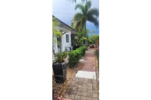 12641 Sw 210th Ter A, Miami