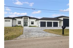 302 N El Dorado Blvd, Cape Coral
