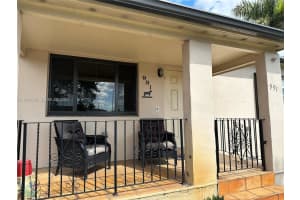 991 E 47th St, Hialeah