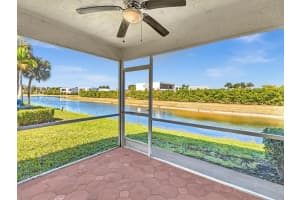 60 Key West Ct 60, Weston