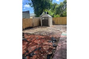 2561 Nw 18th Ct, Fort Lauderdale