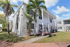 8100 Crespi Blvd 3, Miami Beach