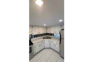 4200 Nw 3rd Ct 111, Plantation