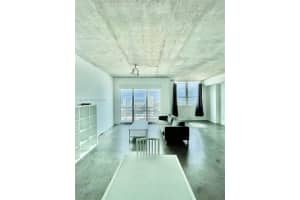 133 Ne 2 Av 3117, Miami