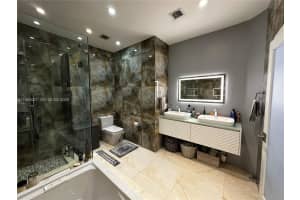 8371 Sw 124th Ave 104-12, Miami