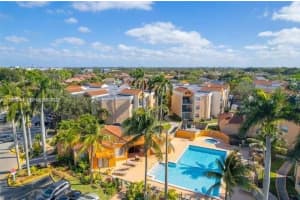 6280 Nw 186th St 311, Hialeah