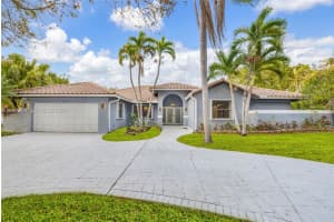 9033 Nw 47th Ct, Coral Springs