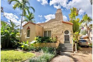 906 Genoa St, Coral Gables