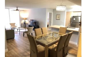 19801 E Country Club Dr 4406, Aventura