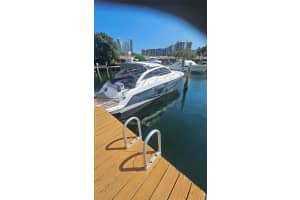 523 Leslie Dr, Hallandale Beach