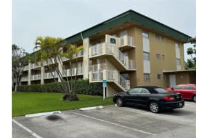 5500 Sw 77th Ct 305, Miami