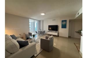 170 Se 14th St 1108, Miami