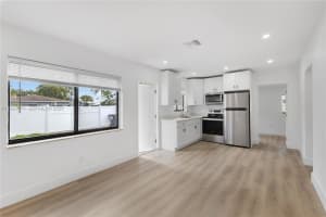 1918 Taft St 2, Hollywood