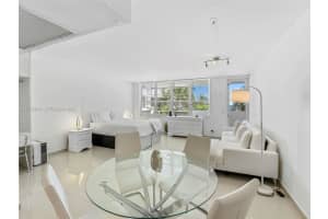100 Lincoln Rd 417, Miami Beach