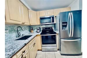 6000 Ne 22nd Way 2g, Fort Lauderdale