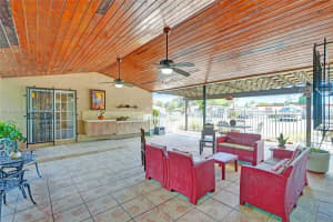 6501 Sw 30th St, Miami