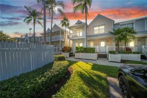 5036 Sunset Village Dr, Duck