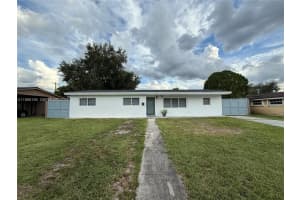 1950 Nw 190th Ter, Miami Gardens
