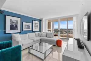 21055 Yacht Club Dr 1210, Aventura