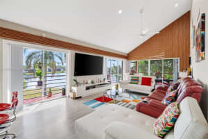 7531 Nw 86th Ter 201, Tamarac