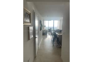 88 Sw 7th St 3006, Miami