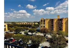 4801 Nw 7th St 704-16, Miami