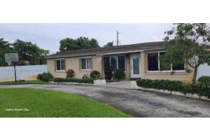 1318 Sw 49th Ter, Fort Lauderdale