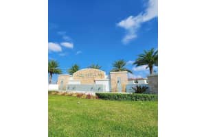 3350 W 112th St, Hialeah