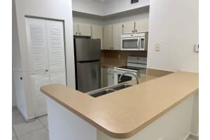 7220 Nw 114th Ave 307, Doral