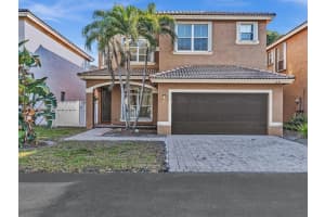 3830 Sw 48th Ct, Hollywood