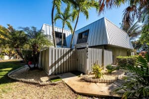 3812 Se Jefferson St 3812, Stuart