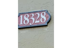 18328 Nw 68th Ave H, Hialeah