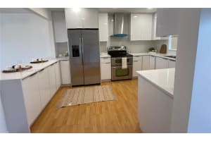 9481 Sunrise Lakes Blvd 302, Sunrise