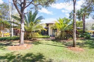 10601 Sw 72nd Ct, Pinecrest