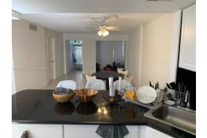 1333 E Hallandale Blvd 143, Hallandale Beach