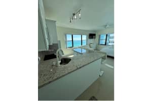 6345 Collins Ave 908, Miami Beach