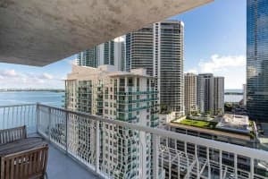 1200 Brickell Bay Dr 3923, Miami